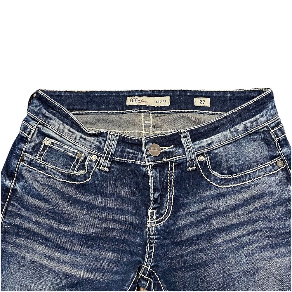 BKE Women’s Jeans Size 27 Blue Denim Distressed Straight Leg Low Rise - Picture 4 of 5